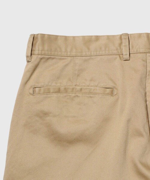 ADAM ET ROPE'（アダムエロペ）の「STRAIGHT CHINO（チノパンツ・メンズ・ベージュ/ネイビー・L/M/XL）」の21枚目の写真
