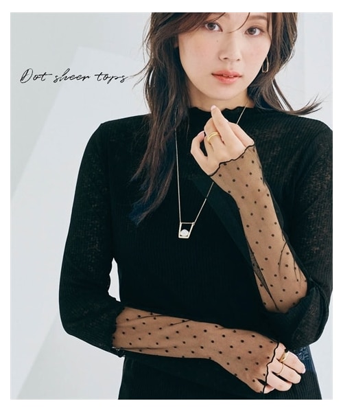 nissen（ニッセン）の「袖ドットシアー切替プチハイネックカットソートップス（Tシャツ/カットソー・レディース・黒/オフホワイト・S/M/L/LL）」の2枚目の写真