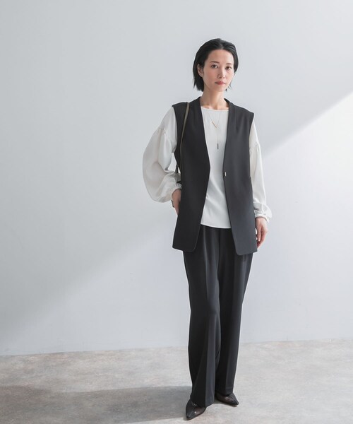 URBAN RESEARCH ROSSO（アーバンリサーチロッソ）の「ストレッチツイルタックストレートパンツ（その他パンツ・レディース・L.BEIGE/BLACK・36/38）」の8枚目の写真