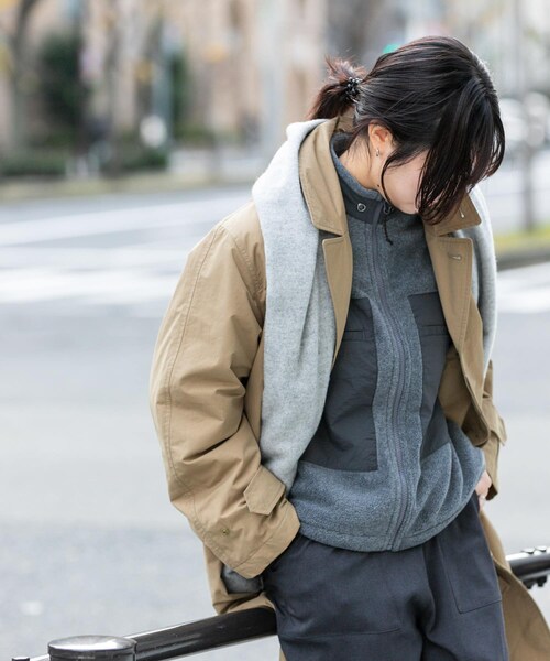 EKAL（エカル）の「デタッチャブルフリースブルゾン（ブルゾン・レディース・オフ/チャコール・one）」の18枚目の写真