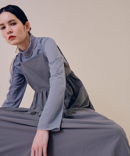 THE GOODLAND MARKET(ザグッドランドマーケット)の「『別注』MIDIUMISOLID×TGM RE-Volume camisole one-piece(ワンピース・レディース・GRAY/GREIGE/BLACK・one)」の16枚目の写真