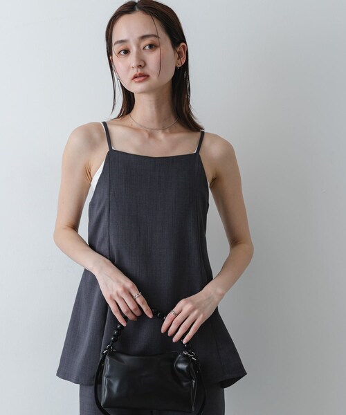 SENSE OF PLACE by URBAN RESEARCH(センスオブプレイスバイアーバンリサーチ)の「フレアキャミドッキングオールインワン(つなぎ/オールインワン・レディース・CHARCOAL/Y.BEIGE・S/M)」の5枚目の写真