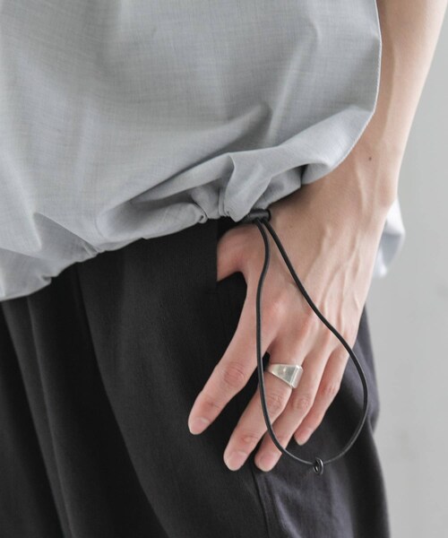 URBAN RESEARCH DOORS（アーバンリサーチドアーズ）の「FORK&SPOON　キャリーマンヘムスピンドルTシャツ（Tシャツ/カットソー・メンズ・LT.GREY/CHARCOAL/KHAKIBROWN・4/5）」の9枚目の写真