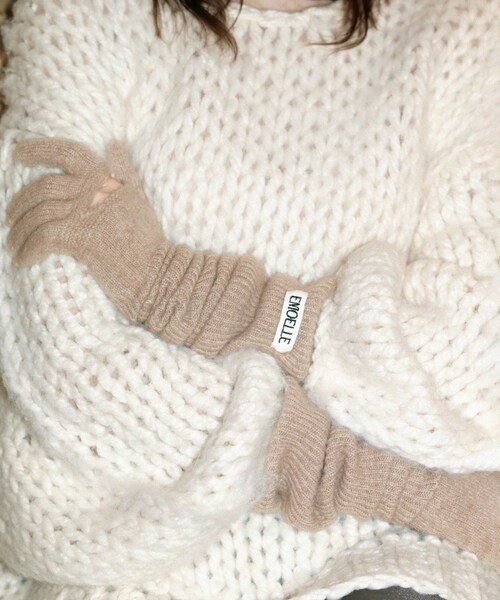 ADAM ET ROPE'（アダムエロペ）の「【EMOELLE】カシミヤロングニットグローブ（手袋・レディース・グレー系/オフホワイト/ベージュ系・F）」の10枚目の写真