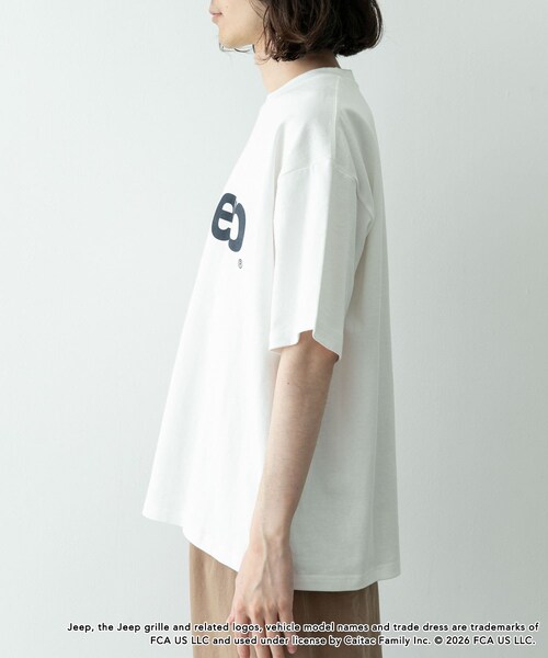 URBAN RESEARCH Sonny Label（アーバンリサーチサニーレーベル）の「JEEP ロゴショートスリーブTシャツ（Tシャツ/カットソー・メンズ・オフ/チャコール/レッド・M/L）」の11枚目の写真