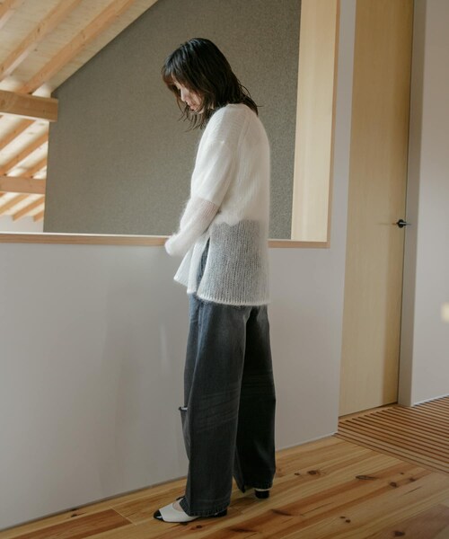URBAN RESEARCH ROSSO（アーバンリサーチロッソ）の「YENN　CURVED SEAM DENIM PANTS（デニムパンツ・レディース・GRAY・36/38/40）」の9枚目の写真