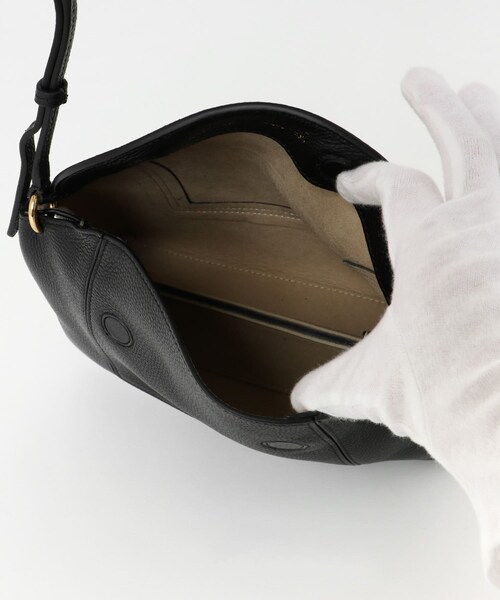 URBAN RESEARCH ROSSO（アーバンリサーチロッソ）の「WANDLER　Penelope Slouch Bag（ショルダーバッグ・レディース・BLACKCRUST・-）」の7枚目の写真