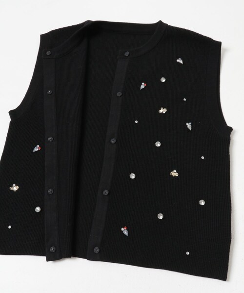 URBAN RESEARCH ROSSO（アーバンリサーチロッソ）の「ビジューニットベスト（ニット/セーター・レディース・BLACK・FREE）」の11枚目の写真