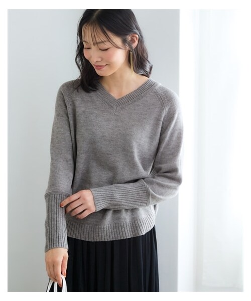 nissen（ニッセン）の「洗える裾ラウンドＶネックニット＜大きいサイズ有＞（ニット/セーター・レディース・杢グレー/ソフトグリーン/ダスティブルー/黒/ライトベージュ・S/M/L/LL/3L/4L/5L/6L/8L/10L）」の15枚目の写真