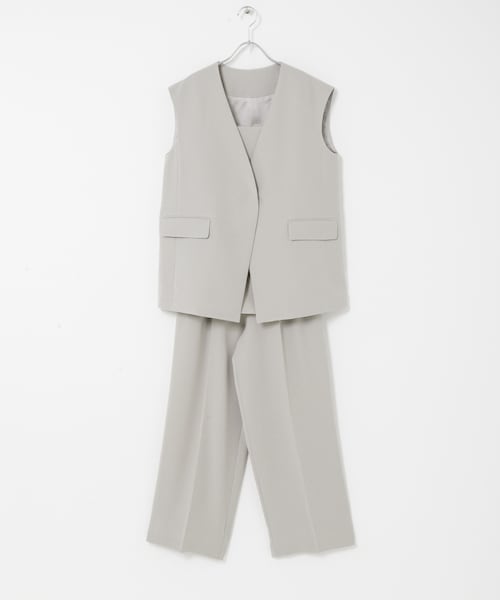 URBAN RESEARCH ROSSO（アーバンリサーチロッソ）の「ジレ+キャミソールセットアップ（ワンピース・レディース・L/GRAY・Free）」の2枚目の写真