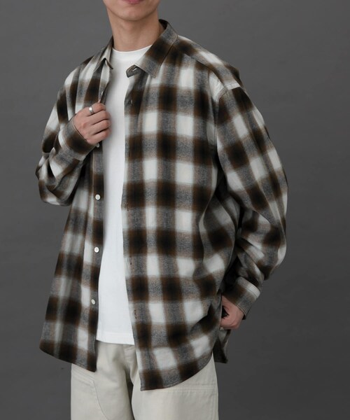 URBAN RESEARCH DOORS(アーバンリサーチドアーズ)の「FORK&SPOON ネルチェックシャツ(シャツ/ブラウス・メンズ・NAVY/BROWN/GREEN/IVORY・4/5)」の2枚目の写真