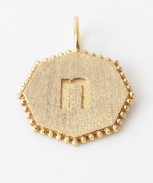 URBAN RESEARCH（アーバンリサーチ）の「LA SOEUR　イニシャルオクタゴンチャーム（チャーム・レディース・e/s/r/n・-）」の12枚目の写真