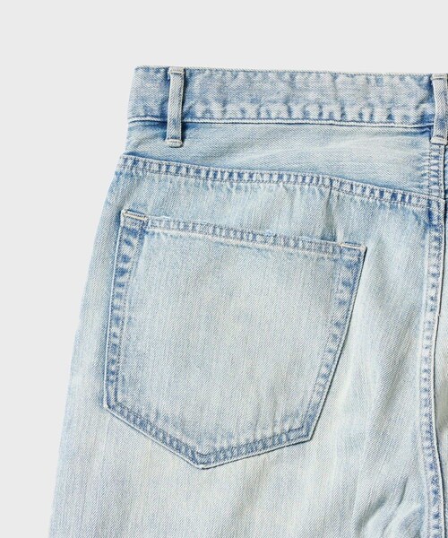 ADAM ET ROPE'（アダムエロペ）の「【AURALEE/オーラリー】FADED SELVEDGE LIGHT DENIM WIDE PANTS（デニムパンツ・メンズ・ブルー系・28/30/32/34）」の11枚目の写真