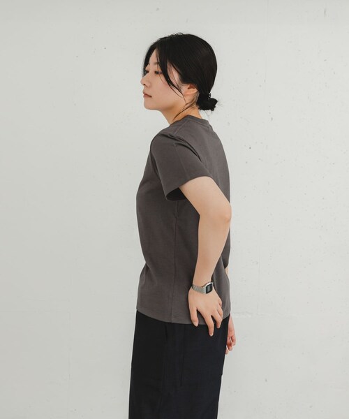 EKAL（エカル）の「製品染GAWPINGロゴTシャツ（Tシャツ/カットソー・レディース・オフ/ピンク/グラファイト・one）」の14枚目の写真