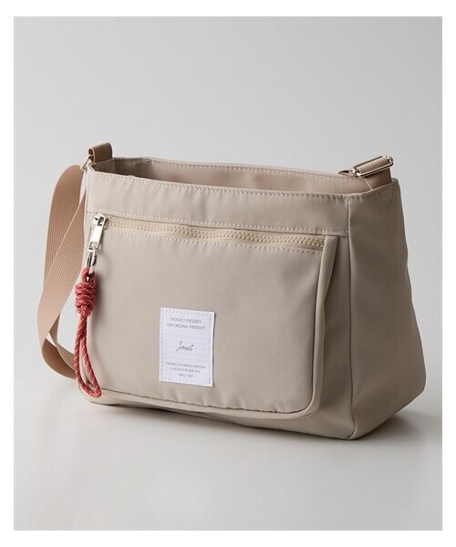 nissen（ニッセン）の「ロープ風チャーム付きスクエアショルダーバッグ（ショルダーバッグ・メンズ・ブラック/ライトベージュ/ブルー/ライトカーキ・Y）」の2枚目の写真