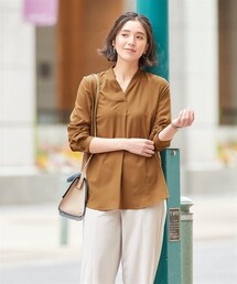 nissen | 大きいサイズ【しっとりしなやか素材】ストレッチシンプルVネックブラウス(シャツ/ブラウス)