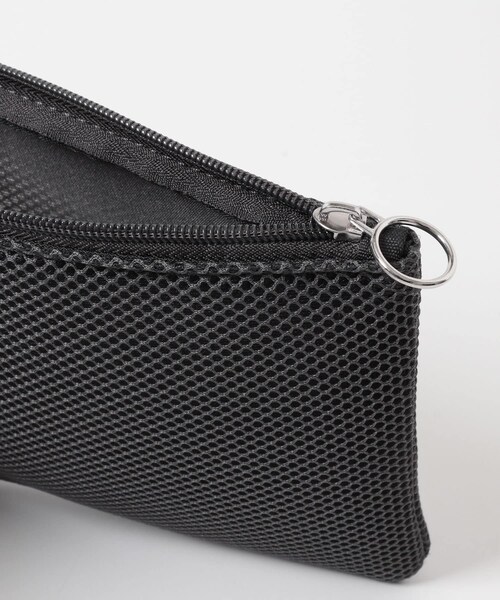 URBAN RESEARCH DOORS（アーバンリサーチドアーズ）の「2WAYメッシュバッグ（トートバッグ・レディース・CHARCOAL/NAVY・-）」の6枚目の写真