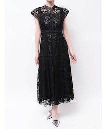 MERCURYDUO（マーキュリーデュオ）の「フラワーレースケープスリーブ