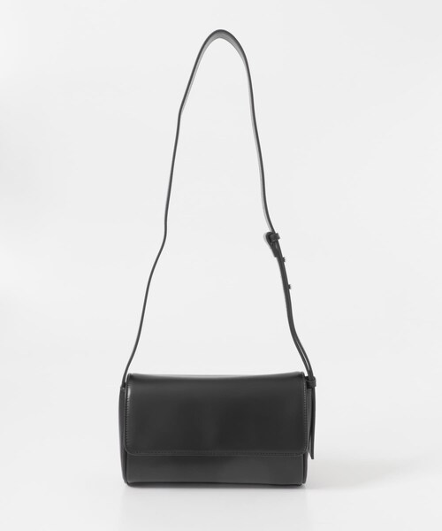 SENSE OF PLACE by URBAN RESEARCH(センスオブプレイスバイアーバンリサーチ)の「フラップショルダーバッグ(ショルダーバッグ・メンズ・BLACK/BROWN・one)」の4枚目の写真