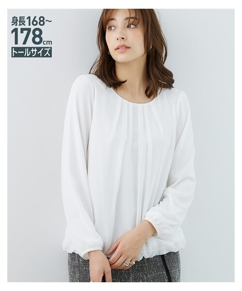 nissen（ニッセン）の「高身長　タック入バルーンブラウス　（トールサイズ）（シャツ/ブラウス・レディース・オフホワイト/オフホワイト×黒系ストライプ/ベージュ/ダスティブルー/ライトグレー/モカブラウン/黒/ラベンダー/ペールピンク・MTT/LTT/LLTT/3LTT/4LTT/5LTT）」の10枚目の写真