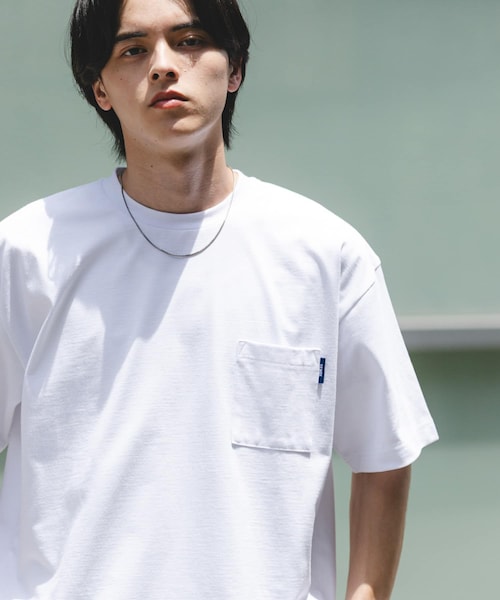 SENSE OF PLACE by URBAN RESEARCH(センスオブプレイスバイアーバンリサーチ)の「『UR TECH ひやサラクール』リラックスポケットTシャツ(Tシャツ/カットソー・メンズ・WHITE/BLACK/BROWN/L.YELLOW・M/L)」の1枚目の写真