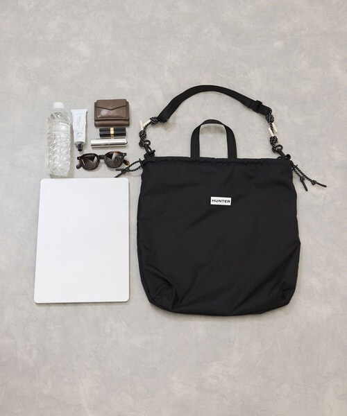 ADAM ET ROPE'(アダムエロペ)の「【HUNTER for ADAM ET ROPE'】別注 TRAVEL MULTI FUNCTION TOTE(トートバッグ・レディース・ブラック・F)」の12枚目の写真
