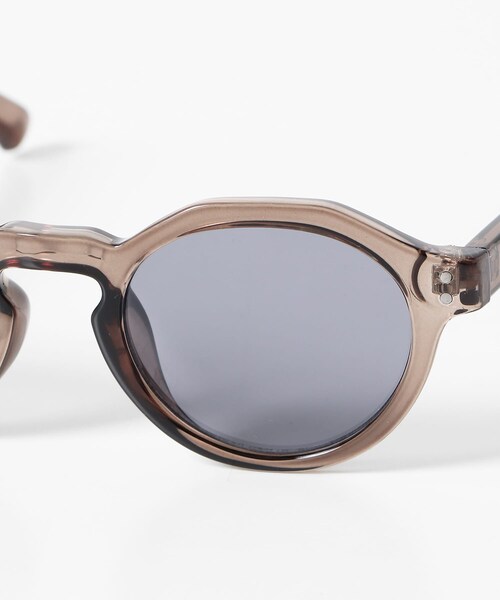 KBF（ケイビーエフ）の「ボストンフレームサングラス（メガネ・レディース・BLUE GRAY/GREEN/BROWN・one）」の16枚目の写真
