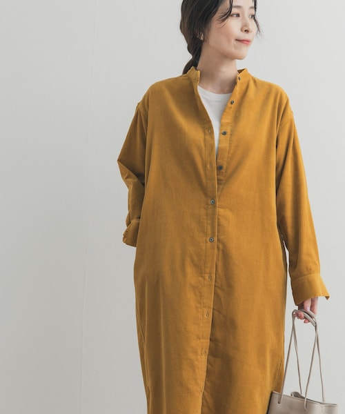 URBAN RESEARCH DOORS（アーバンリサーチドアーズ）の「『WEB/一部店舗限定カラー』『UR TECH』コーデュロイシャツワンピース（ワンピース・レディース・GREIGE/ORANGE/GRAY/L.BLUE/MUSTARD・S/M）」の5枚目の写真