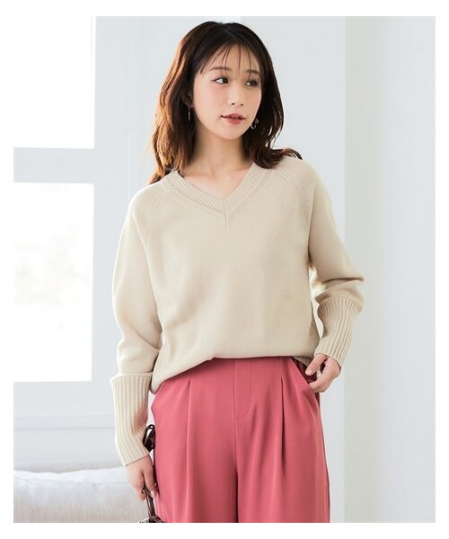 nissen（ニッセン）の「洗える裾ラウンドＶネックニット＜大きいサイズ有＞（ニット/セーター・レディース・杢グレー/ソフトグリーン/ダスティブルー/黒/ライトベージュ・S/M/L/LL/3L/4L/5L/6L/8L/10L）」の5枚目の写真