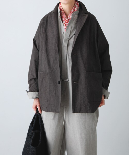 かぐれ(カグレ)の「『ユニセックス』コットンテーラードジャケット(テーラードジャケット・レディース・BEIGE/CHARCOAL/BLACK・1/2)」の15枚目の写真
