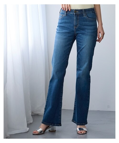 nissen（ニッセン）の「すごのびストレッチデニムブーツカットパンツ（ゆったり太もも）（選べる3レングス）＜大きいサイズ有＞（チノパンツ・レディース・フェードブルー/ユーズドブルー/ネイビー・L/LL/3L/4L/5L/6L/8L/10L）」の6枚目の写真