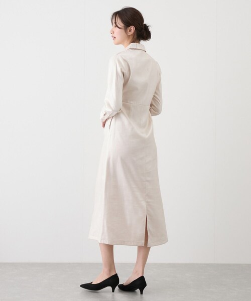 Jayro（ジャイロ）の「開衿Iラインワンピース（ワンピース・レディース・チャコール/キナリ/ベージュ・M）」の16枚目の写真