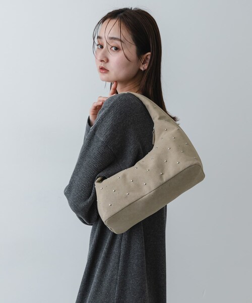 SENSE OF PLACE by URBAN RESEARCH（センスオブプレイスバイアーバンリサーチ）の「スタッズラウンドバッグ（ハンドバッグ・レディース・BLACK/GREIGE・One）」の14枚目の写真