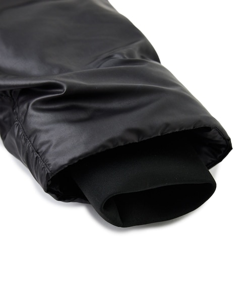 ROPE'（ロペ）の「【J'aDoRe限定】ロゴ入り中綿ベンチコート/撥水・ユニセックス（その他アウター・レディース・ブラック・M）」の11枚目の写真