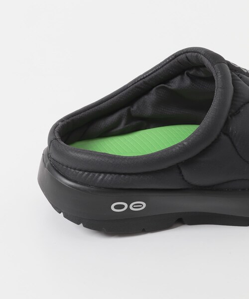 URBAN RESEARCH DOORS（アーバンリサーチドアーズ）の「OOFOS　OOcOOzie Thermo Mule（サンダル・メンズ・BLK/BLK/AlpineMoss/WHT/NVY・26/27/28/29）」の6枚目の写真