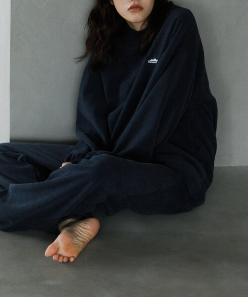 URBAN RESEARCH(アーバンリサーチ)の「『別注』THOUSAND MILE×URBAN RESEARCH ニットフリースクルーネックプルオーバー(その他トップス・メンズ・BLACK/CHARCOAL/NAVY/OFF・M/L)」の17枚目の写真