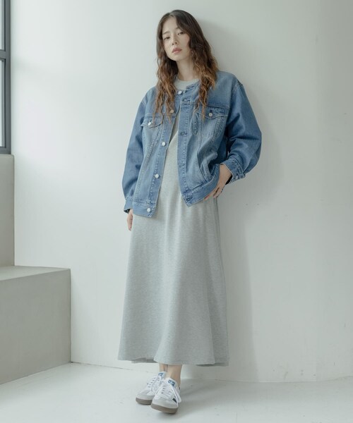 URBAN RESEARCH Sonny Label（アーバンリサーチサニーレーベル）の「ノーカラーオーバーサイズGジャン（デニムジャケット・レディース・インディゴ/グレー・FREE）」の17枚目の写真