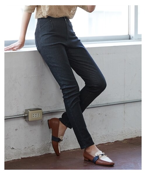 nissen（ニッセン）の「大きいサイズパンツ好き専用すっきりハイウエストストレッチデニムパンツ（ゆったりヒップ）（デニムパンツ・レディース・ユーズドブルー/インディゴブルー/ブラック・L/LL/3L/4L/5L/6L/8L/10L）」の8枚目の写真