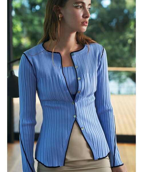 ELENDEEK（エレンディーク）の「BI COLOR ENSEMBLE KT（ニット/セーター・レディース・アイボリー/ブラック/ブルー/ラベンダー・F）」の13枚目の写真