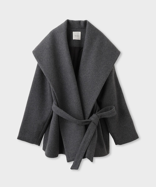 ROPE'(ロペ)の「【一部店舗限定】【REALM(レルム)】SHAWL COLLAR HALF COAT|ショートコート 26AW(ステンカラーコート・レディース・ベージュ/グレー・38)」の1枚目の写真