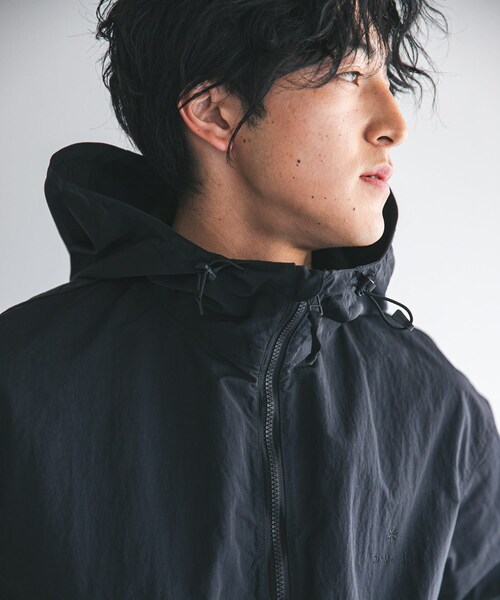 URBAN RESEARCH DOORS(アーバンリサーチドアーズ)の「『別注』Snow Peak Apparel×DOORS NYLON WASHER PARKA(マウンテンパーカー・メンズ・GREIGE/CHARCOAL/BLACK・M/L/XL)」の7枚目の写真