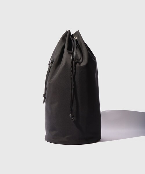 ADAM ET ROPE'(アダムエロペ)の「【AURALEE/オーラリー】CORDURA NYLON SHOULDER BAG MADE BY AETA(ショルダーバッグ・メンズ・ブラック・F)」の3枚目の写真