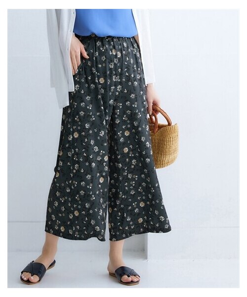 nissen（ニッセン）の「接触冷感ポケット付プリントカットソーパンツ（股下65cm）【私の味方服】（パンツ・レディース・ネイビー系(大花)/チャコールグレー系(ペイズリー柄)/黒系(ペイント)/テラコッタ系(花柄)/黒系(ドット)・S/M/L/LL/3L/4L/5L/6L）」の18枚目の写真