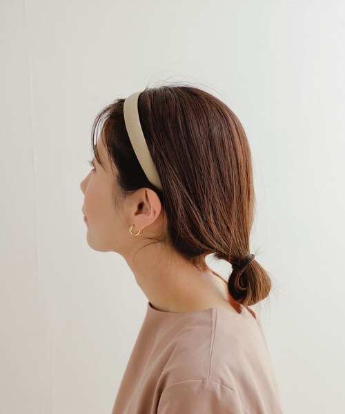 URBAN RESEARCH DOORS(アーバンリサーチドアーズ)の「スリムカチューシャ(カチューシャ・レディース・GREGE/BLACK・-)」の6枚目の写真