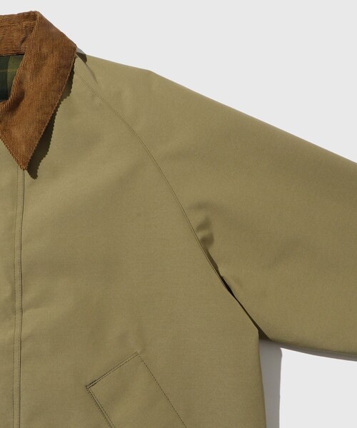 ADAM ET ROPE'(アダムエロペ)の「《別注》【Barbour/バブアー】REVERSIBLE TRANSPORT(その他アウター・レディース・ベージュ・36/38/40/42)」の10枚目の写真