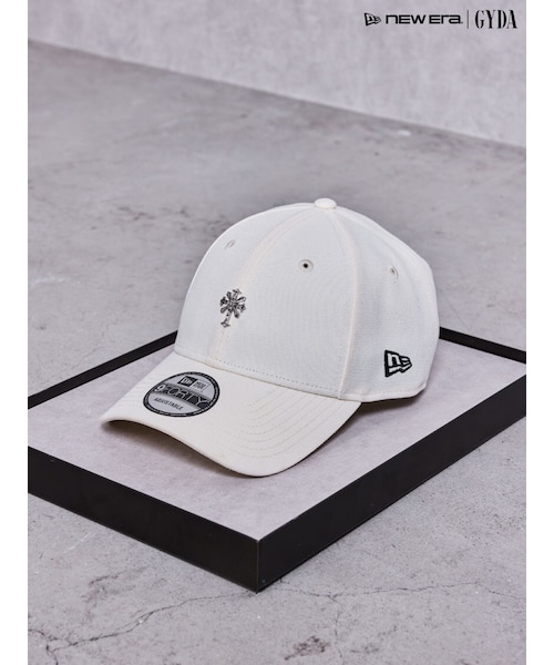 GYDA(ジェイダ)の「GYDA×NEW ERA® sacred edge cross CAP(キャップ・レディース・オフホワイト/アイボリー/ブラック/ネイビー・F)」の1枚目の写真