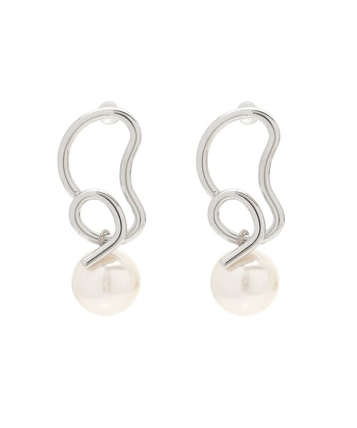 EVRIS（エヴリス）の「PEARL ピアス（チャーム・レディース・シルバー/ゴールド・F）」の2枚目の写真