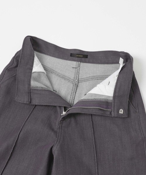 URBAN RESEARCH ROSSO（アーバンリサーチロッソ）の「ピンタックストレッチワイドデニムパンツ（デニムパンツ・レディース・INDIGO・36/38）」の15枚目の写真