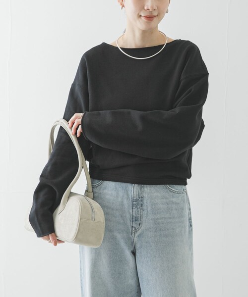 URBAN RESEARCH(アーバンリサーチ)の「カットオフショートスウェット(スウェット・レディース・TOP GRAY/BLACK・Free)」の6枚目の写真