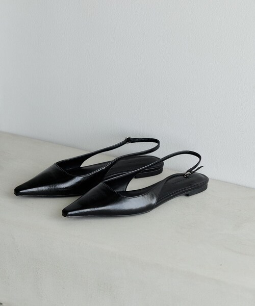 ADAM ET ROPE'（アダムエロペ）の「バックストラップパンプス（パンプス・レディース・ブラック/オフホワイト・23.0/23.5/24.0/24.5）」の10枚目の写真